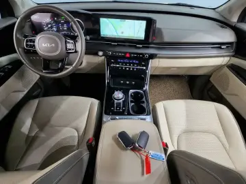 2022 Kia Carnival с пробегом 52 866 км