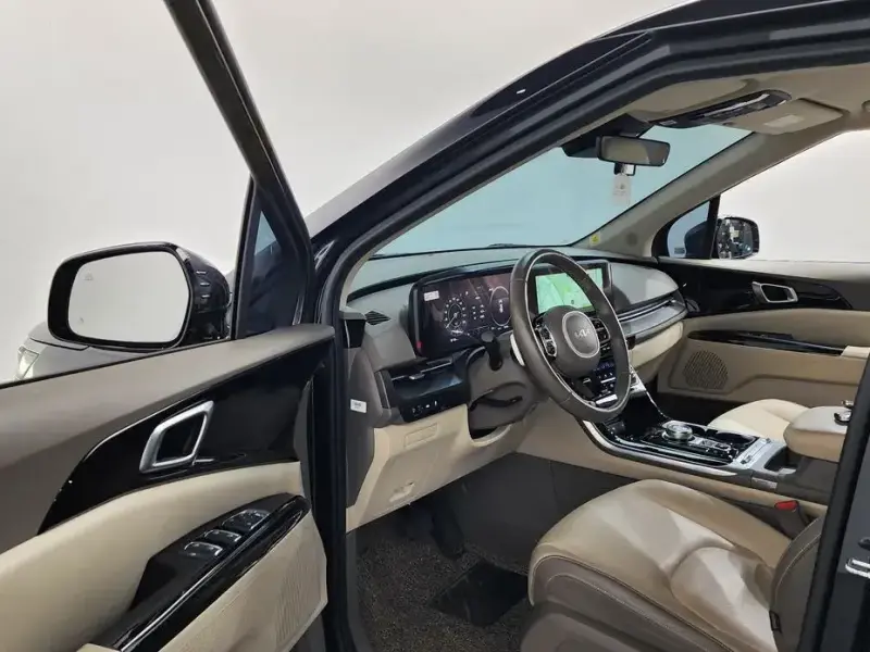 2022 Kia Carnival с пробегом 52 866 км