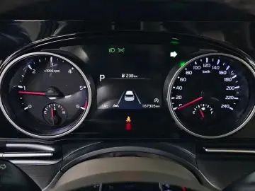 2021 Kia Carnival с пробегом 167 305 км