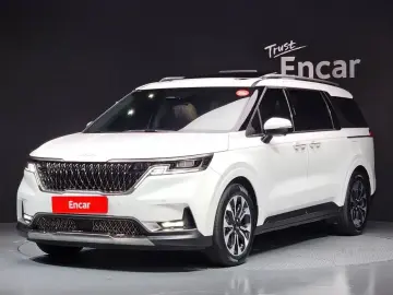 2023 Kia Carnival с пробегом 35 499 км