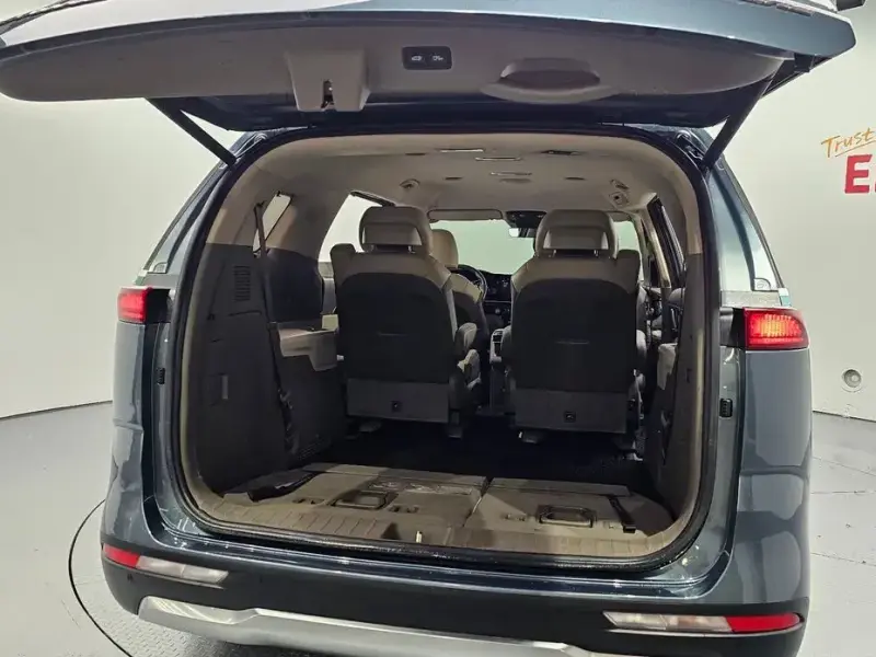 2021 Kia Carnival с пробегом 167 305 км