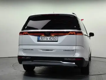 2021 Kia Carnival с пробегом 42 000 км