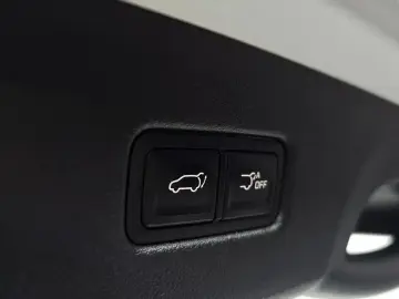 2023 Kia Carnival с пробегом 35 499 км
