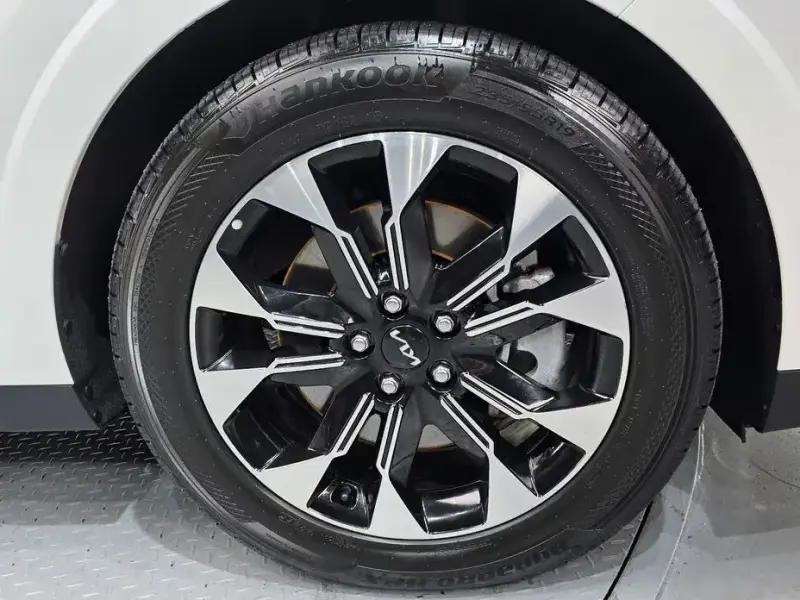 2021 Kia Carnival с пробегом 42 000 км