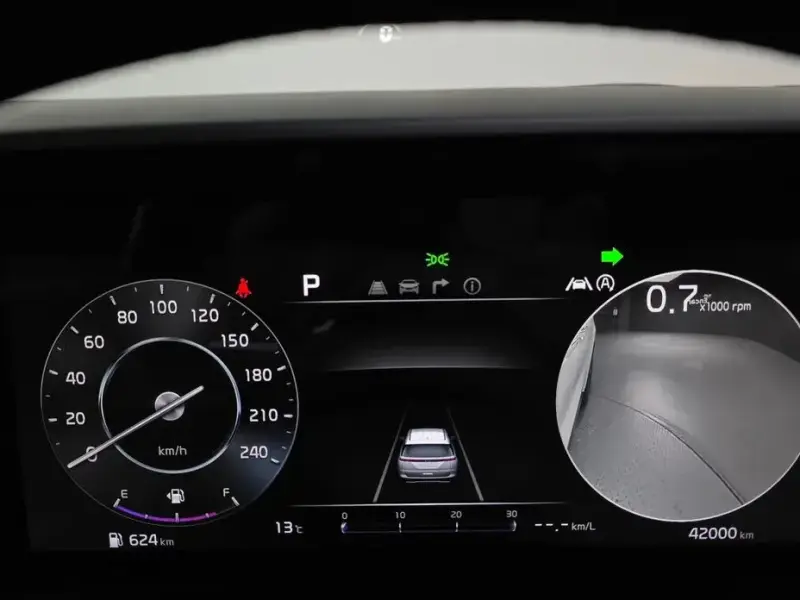 2021 Kia Carnival с пробегом 42 000 км