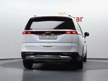 2021 Kia Carnival с пробегом 75 718 км