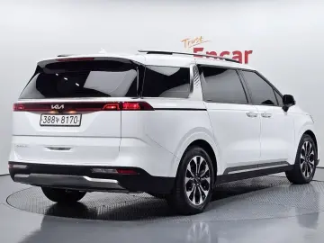 2023 Kia Carnival с пробегом 67 056 км