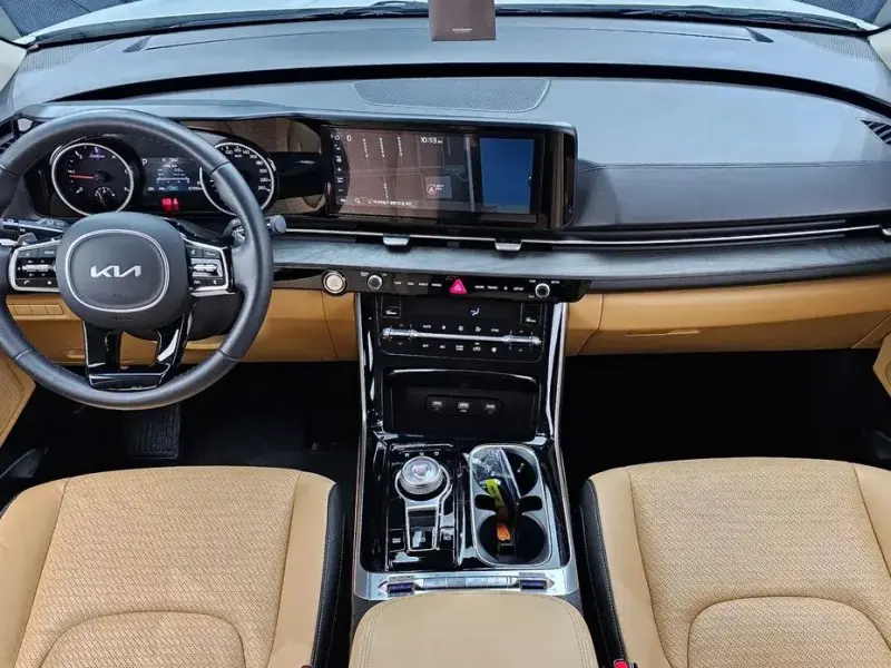 2023 Kia Carnival с пробегом 67 056 км