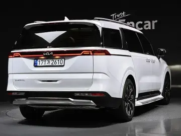 2023 Kia Carnival с пробегом 38 878 км