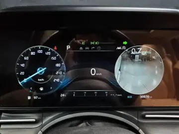2023 Kia Carnival с пробегом 38 878 км