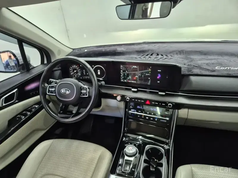 2021 Kia Carnival с пробегом 47 922 км