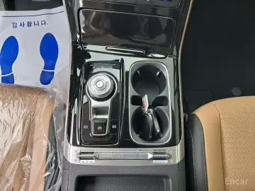 2022 Kia Carnival с пробегом 30 305 км