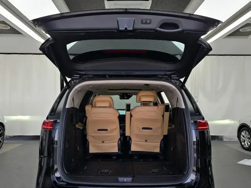 2022 Kia Carnival с пробегом 53 118 км