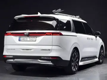 2021 Kia Carnival с пробегом 121 857 км