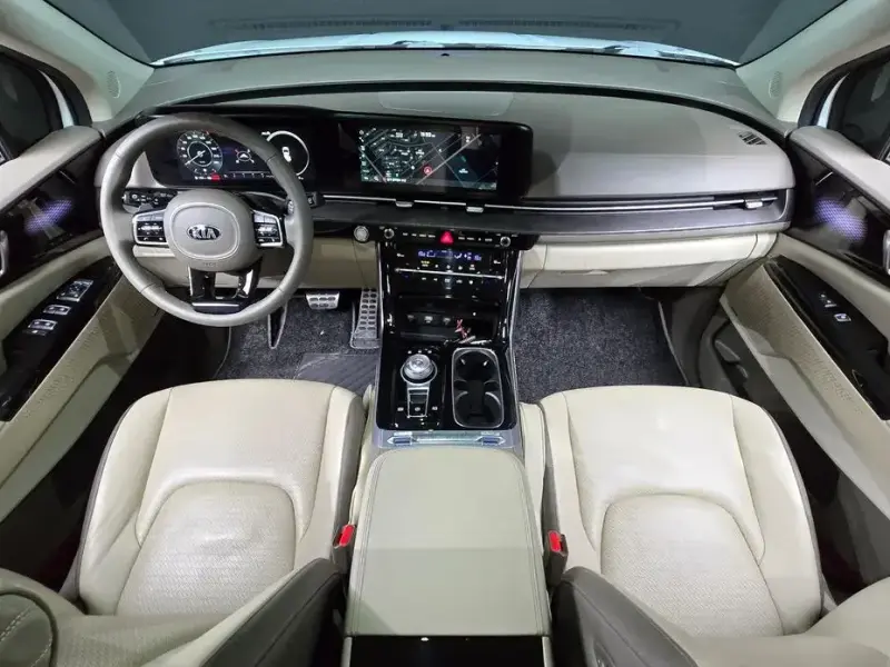 2021 Kia Carnival с пробегом 121 857 км