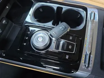 2021 Kia Carnival с пробегом 73 885 км