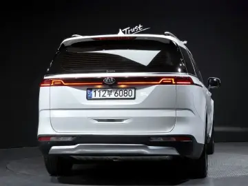 2021 Kia Carnival с пробегом 91 925 км