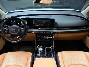 2021 Kia Carnival с пробегом 91 925 км