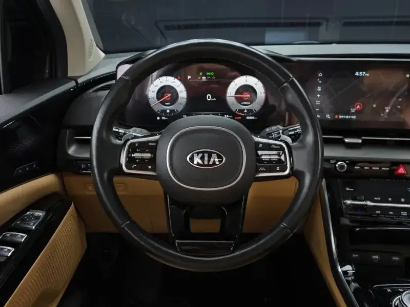 2021 Kia Carnival с пробегом 60 905 км