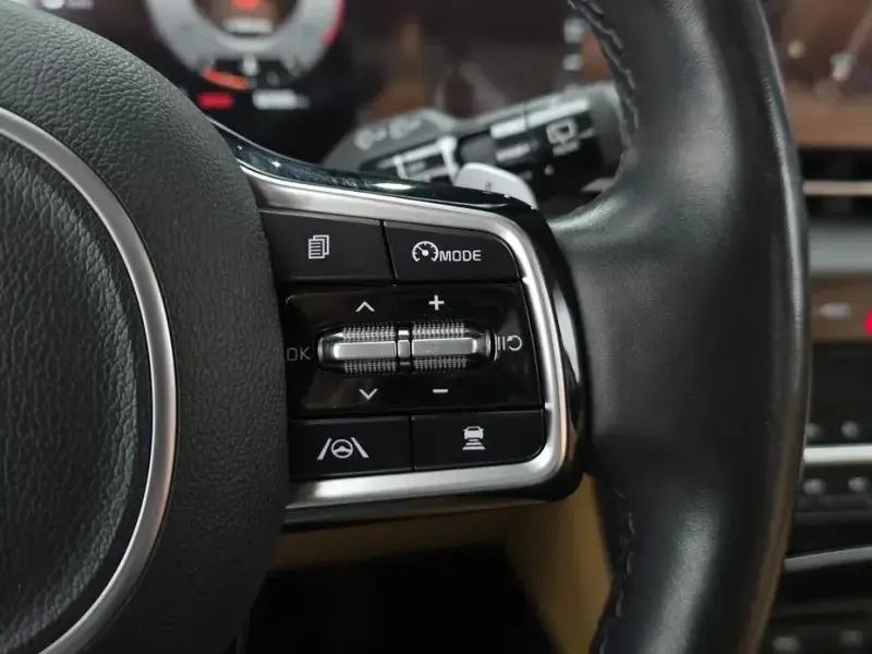 2021 Kia Carnival с пробегом 60 905 км