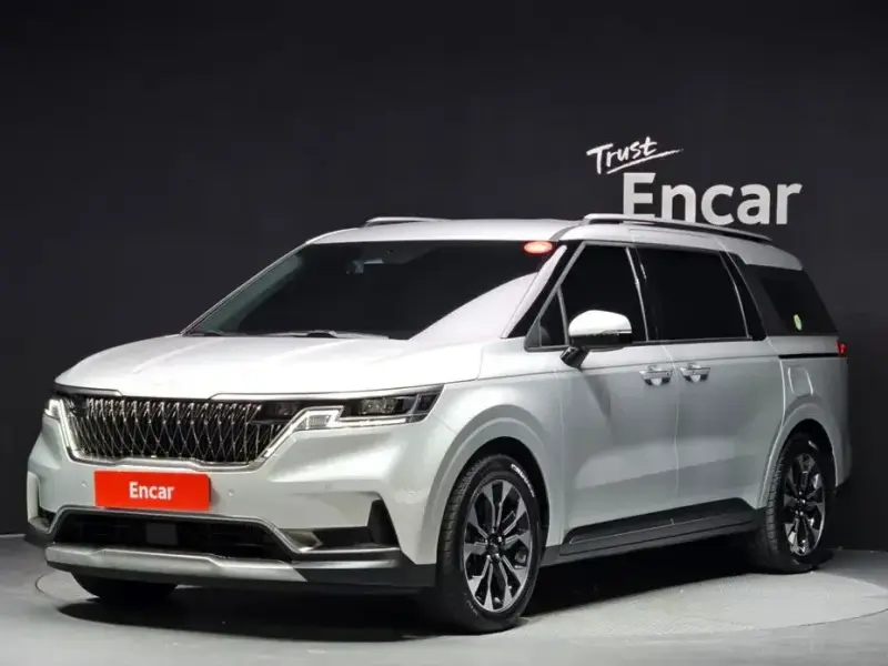 2022 Kia Carnival с пробегом 78 589 км