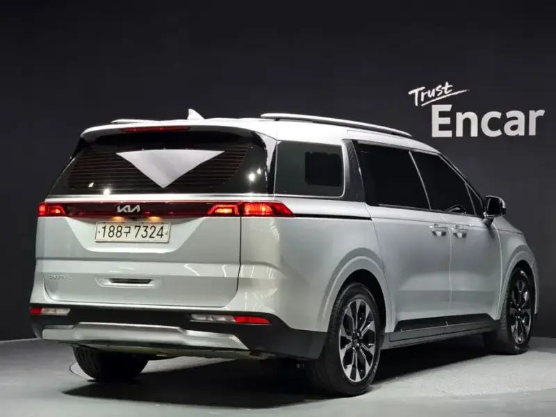2022 Kia Carnival с пробегом 78 589 км