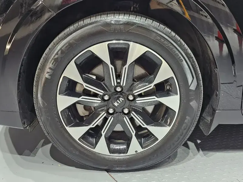 2021 Kia Carnival с пробегом 86 052 км