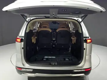 2022 Kia Carnival с пробегом 78 589 км