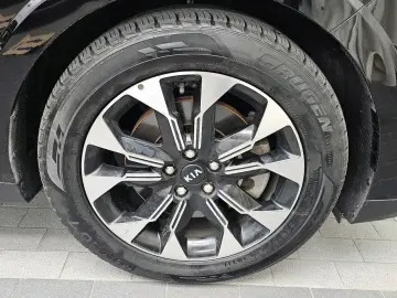 2021 Kia Carnival с пробегом 65 479 км