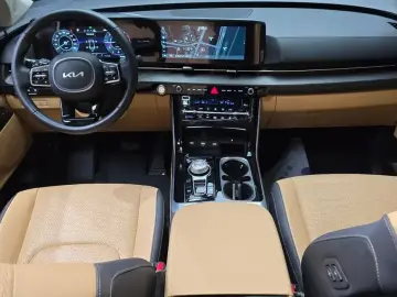 2023 Kia Carnival с пробегом 52 145 км