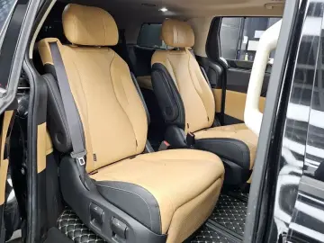 2021 Kia Carnival с пробегом 65 479 км