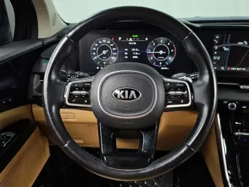 2021 Kia Carnival с пробегом 65 479 км