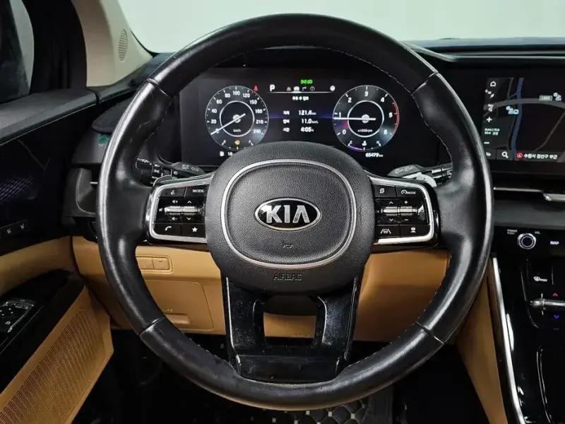2021 Kia Carnival с пробегом 65 479 км