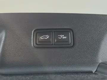 2023 Kia Carnival с пробегом 52 145 км