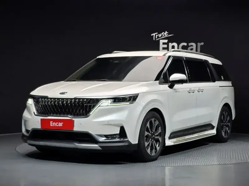 2021 Kia Carnival с пробегом 70 285 км