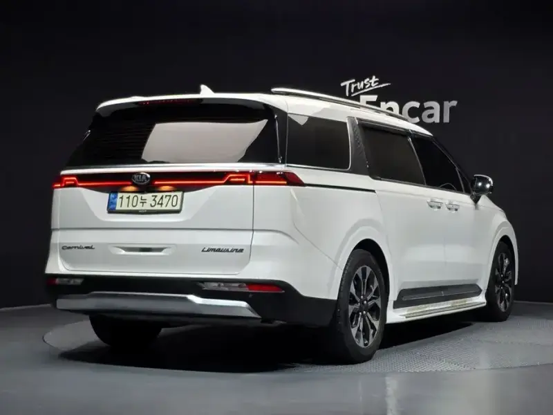 2021 Kia Carnival с пробегом 70 285 км