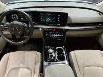 2021 Kia Carnival с пробегом 70 285 км