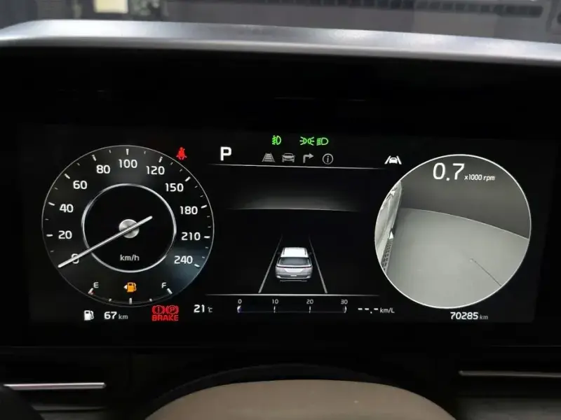 2021 Kia Carnival с пробегом 70 285 км