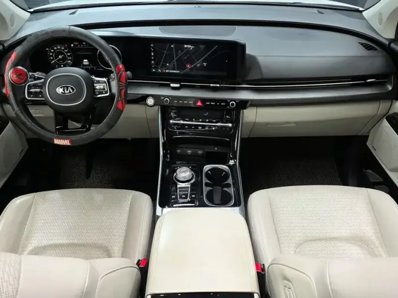 2021 Kia Carnival с пробегом 70 272 км