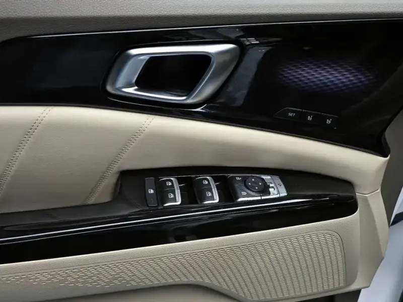 2021 Kia Carnival с пробегом 70 285 км