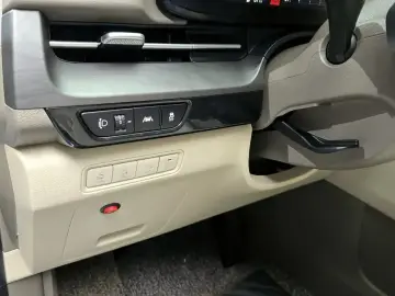2021 Kia Carnival с пробегом 70 285 км