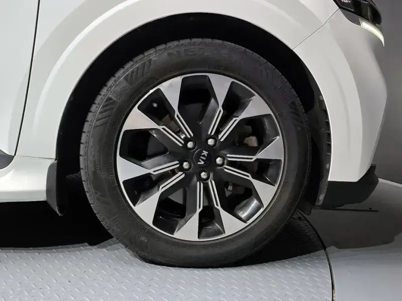2021 Kia Carnival с пробегом 70 285 км