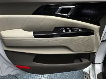 2021 Kia Carnival с пробегом 70 285 км