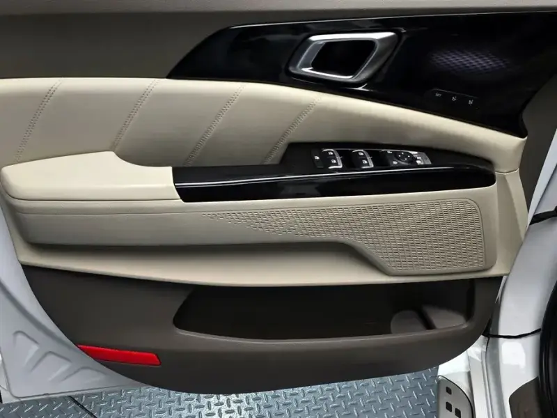 2021 Kia Carnival с пробегом 70 285 км