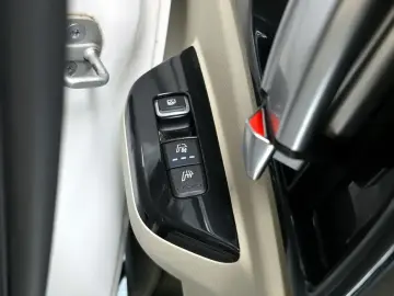2021 Kia Carnival с пробегом 70 285 км