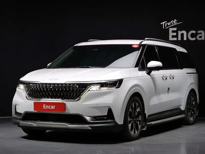 2022 Kia Carnival с пробегом 57 496 км