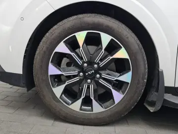 2022 Kia Carnival с пробегом 57 496 км