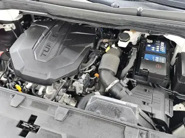 2022 Kia Carnival с пробегом 57 496 км