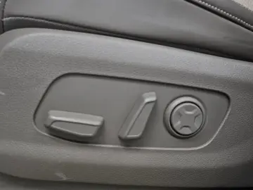 2022 Kia Carnival с пробегом 57 496 км