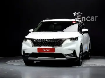 2023 Kia Carnival с пробегом 39 936 км